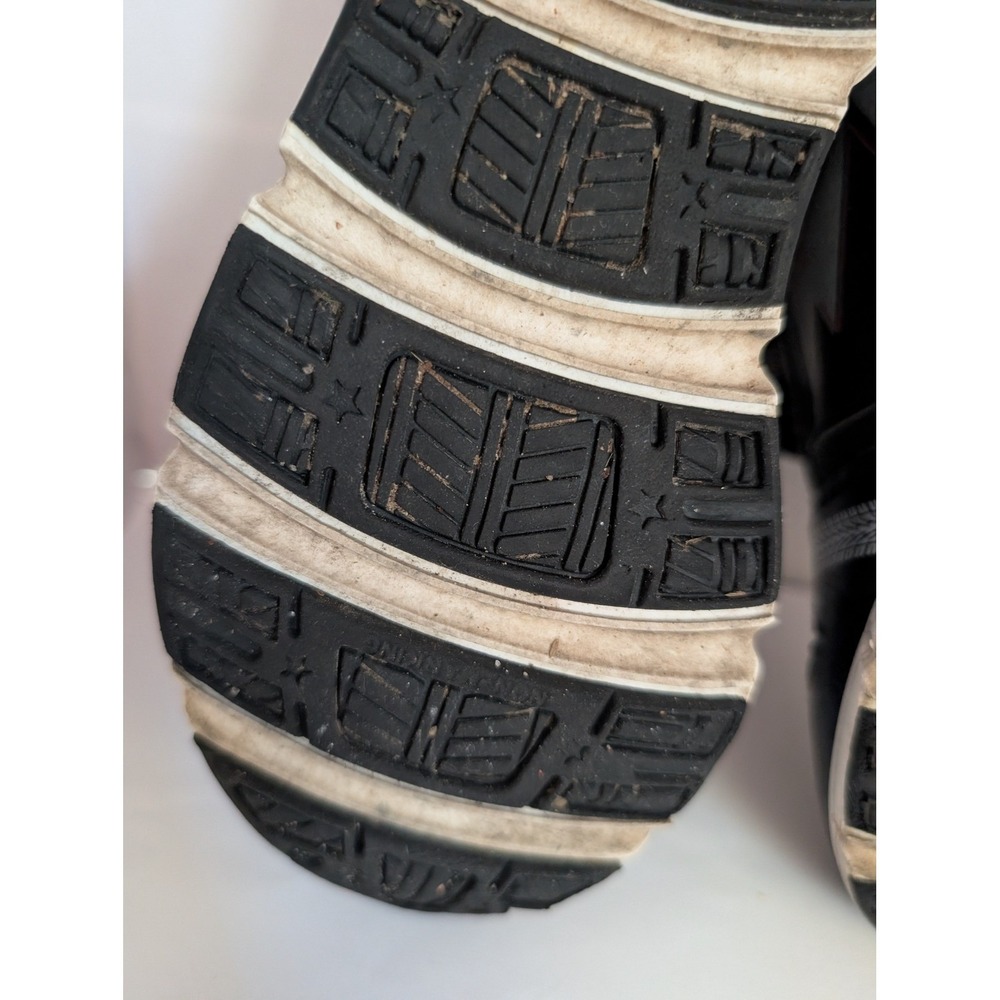Lightning McQueen Boys Sneakers Shoes Sz 11 Light Up Cars 95 Racing Black Red - Picture 9 of 16